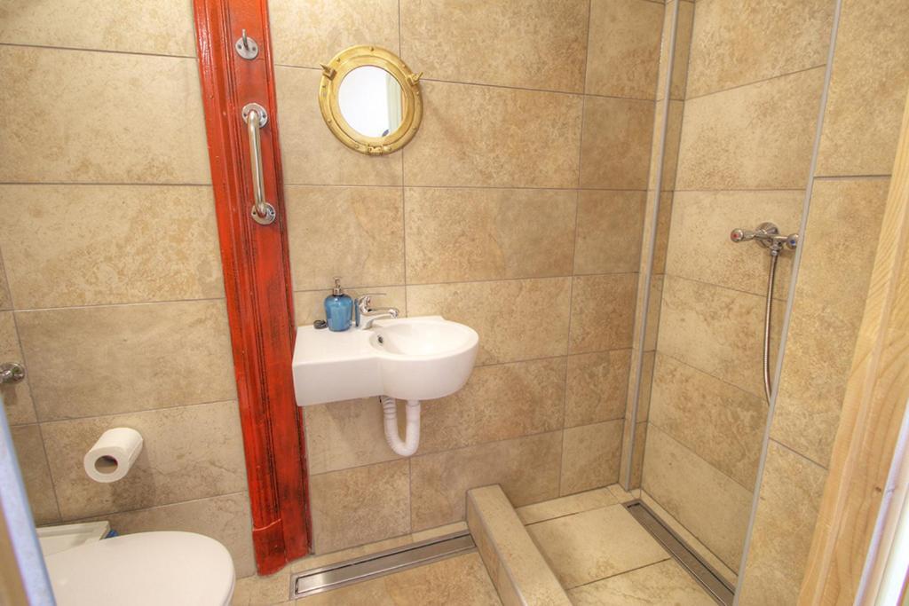 Lavender Circus Hostel, Doubles&ensuites * Boedapest