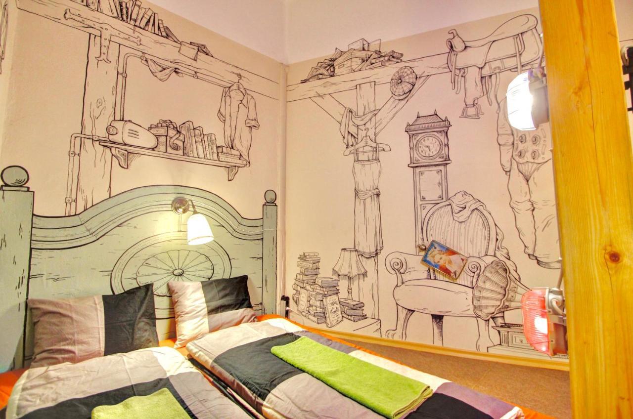 Lavender Circus Hostel, Doubles & Ensuites Хостел Будапешт
